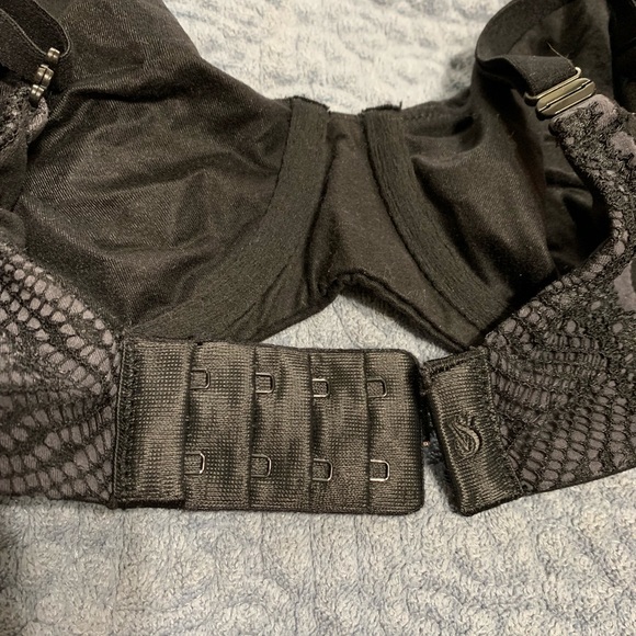 VS Unlined Demi Bra - Picture 4 of 5